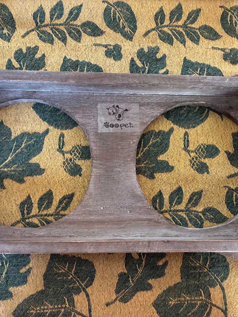 Food bowls in wooden bone-shaped stand. NWT